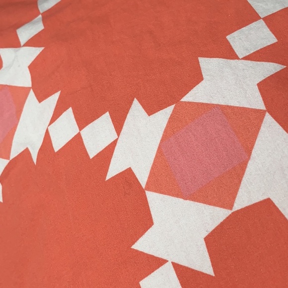 Crate and Barrel twin duvet and sham set (1 set only) - Picture 2 of 2